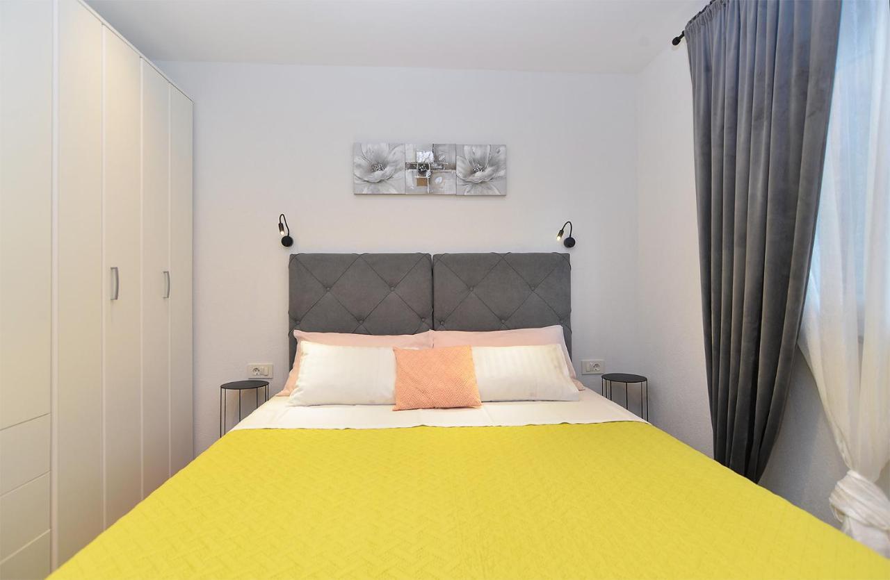 Apartment Snjezana 1064 Ρόβινι Εξωτερικό φωτογραφία