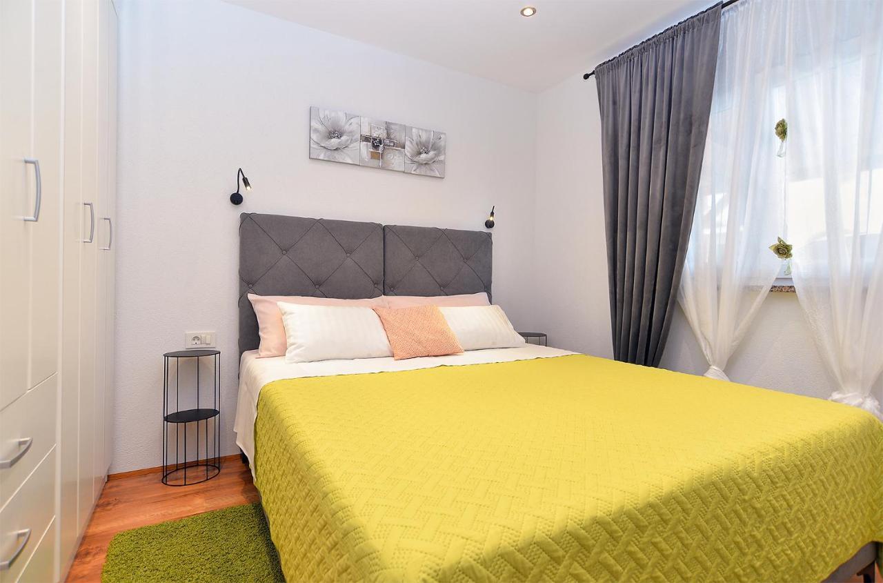 Apartment Snjezana 1064 Ρόβινι Εξωτερικό φωτογραφία