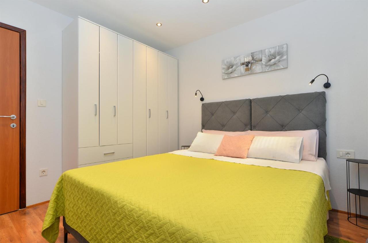 Apartment Snjezana 1064 Ρόβινι Εξωτερικό φωτογραφία