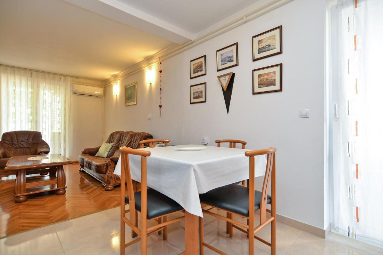 Apartment Snjezana 1064 Ρόβινι Εξωτερικό φωτογραφία