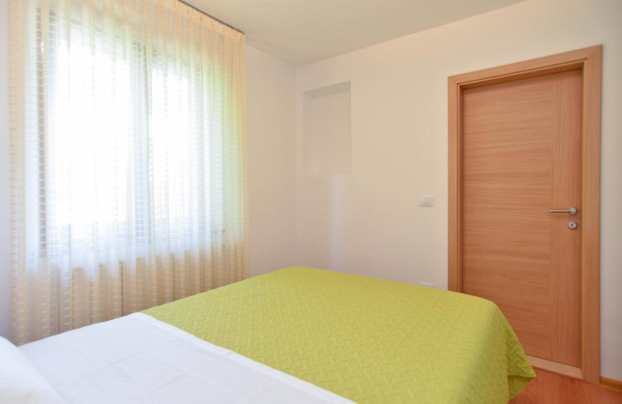 Apartment Snjezana 1064 Ρόβινι Εξωτερικό φωτογραφία