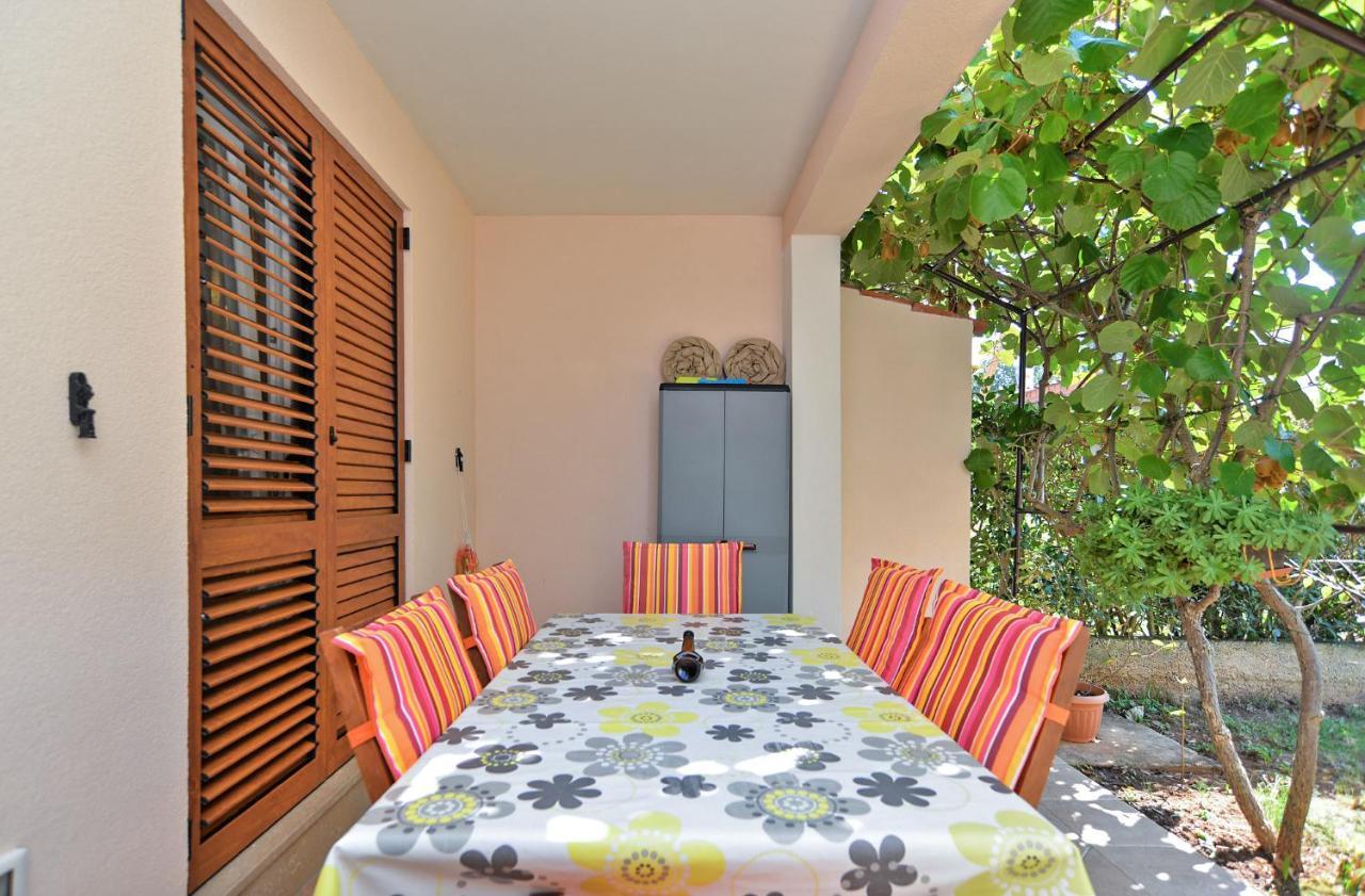 Apartment Snjezana 1064 Ρόβινι Εξωτερικό φωτογραφία