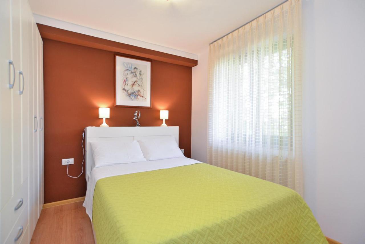 Apartment Snjezana 1064 Ρόβινι Εξωτερικό φωτογραφία